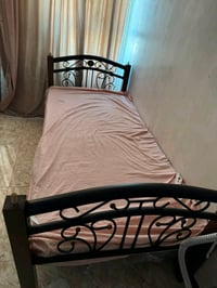 سرير طابقين • دواشك طبيات • استعمال قليل