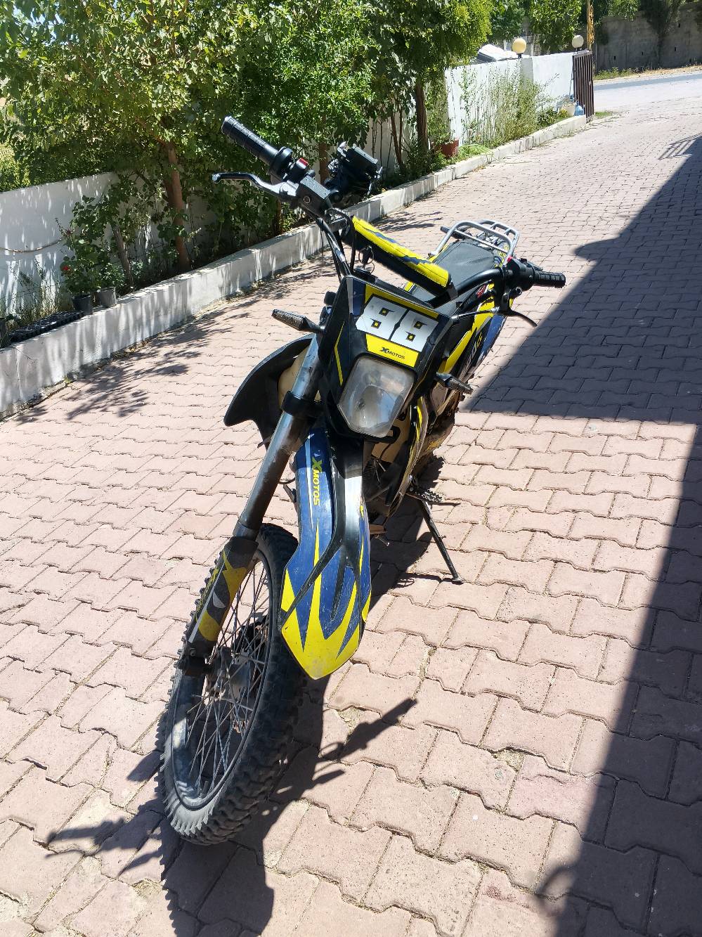 دراجه جبلي مرقم سنويه رقم انكليزي مكينه 300cc بيهة مشكلهتهة خاص   والشاصي من كدام صاير بيه فطر وملحوم وكل مشاكل مابيهة المكان اربيل شقلاوة وماكو مشكله اذا الشراي من اربيل الرقم ***********