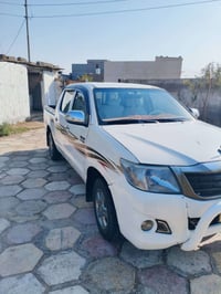 هايلكس • ٢٠١٢ • رقم بصره