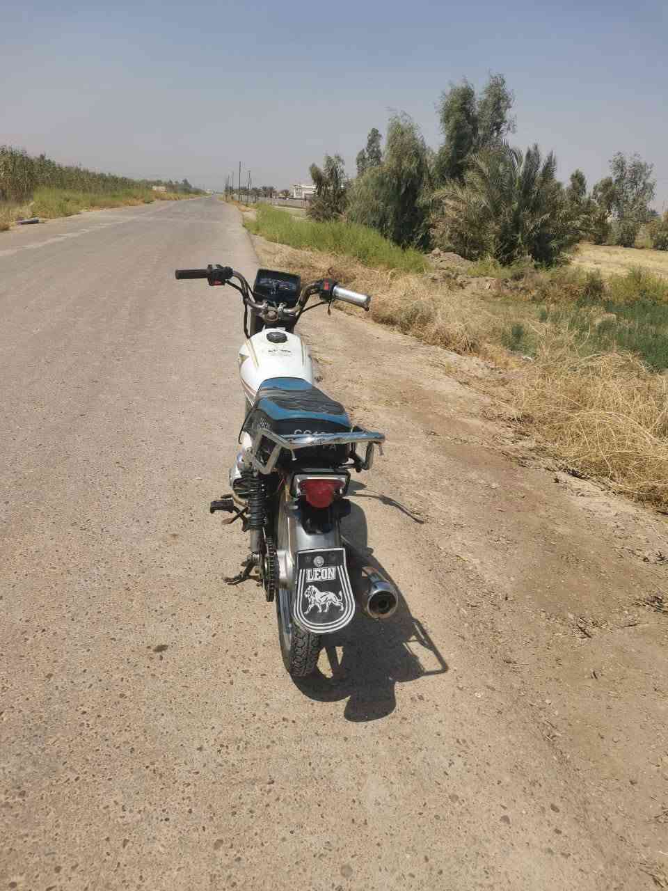 سلام عليكم دراجه ايراني نضيفه نقصه باتري واشاير خلفي بكان بغداد دوره سعر 350 جماعت 250 لا طب ابد ***********

