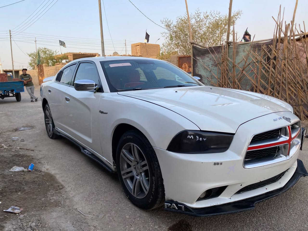 سلام عليكم جارجر البيع مديل 14 سياره ابسمي سنويه 29 سياره جاهزه محرك وكير وتبريد وحداديه وتاير كفاله ضربته جاملغ خلفي سعر 135 رقم ذي قار هاتف ***********
