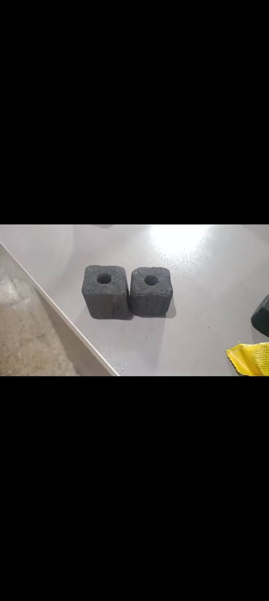 🔥 فحم Bamboo Charcoal – فحم بامبو أصلي 🔥
💯 جودة ممتازة ومناسب للنراكيل

🔥 فحم بامبو Bamboo Charcoal 🔥

💯 فحم بامبو بجودة ممتازة ومناسب للنراكيل
📏 متوفر بحجمين:
▪️ 3 × 3 سم
▪️ 3.5 × 3.5 سم

📦 متوفر جملة للتجار وأصحاب المحلات
💰 أسعار خاصة للكميات والجملة
🚚 توصيل لجميع محافظات العراق 🇮🇶

📞 للطلب والاستفسار:
***********
***********

📩 راسلنا خاص لمعرفة أسعار الجملة والكميات

🔥 فحم بامبو… جودة تفرق وياك 🔥

نص مكتوب في الصور:
- فحم بامبو أصلي BAMBOO CHARCOAL أفضل خيار للتراكيل اشتعال قوي وحرارة ثابتة حرق طويل ومستمر دخان قليل ورماد قليل بدون طعم مزعج جودة عالية وتجربة مميزة في كل جلسة متوفر جملة للتجار وأصحاب المحلات توصيل لجميع محافظات العراق للطلب والاستفسار *********** *********** أسعار خاصة للكميات والجملة فحم مضمون وتجربة تفرق وياك اطلب هسه