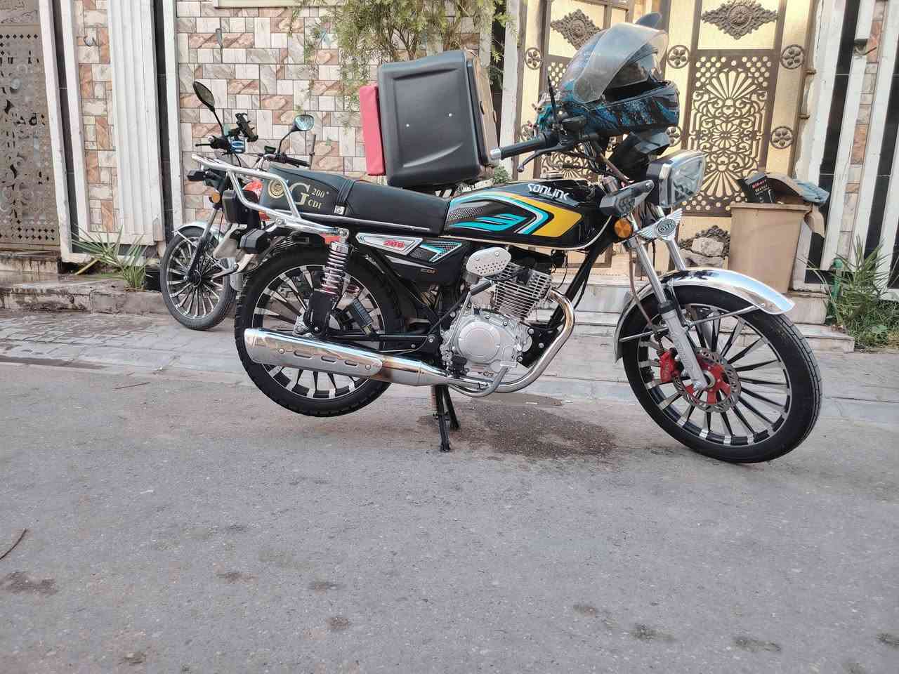 سلام عليكم سولنك 200بعدهي بجيسها مضالي شهر من اخذتها 2026دراجه ماناقصها شي رايدها ب900وبيها مجال حك جيه فقط لاضل تلح وياي مكاني حيؤر رقمي ***********
