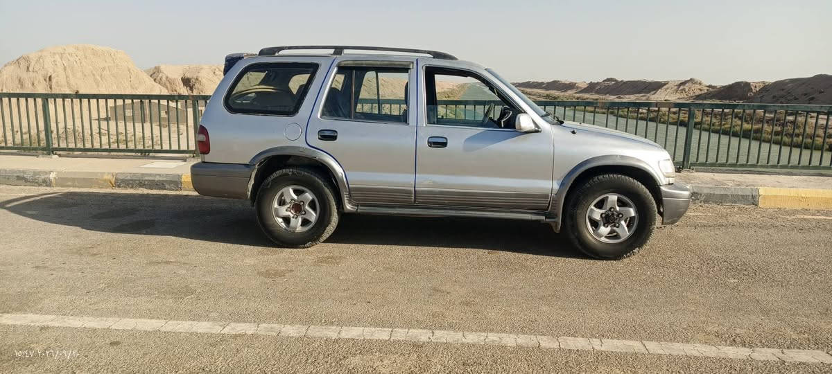 كيا سبورتج موديل 2001  شاصي طويل رقم بابل انكليزي بااسمي  كير ومحرك ونجي أكسل مبدل جديد حدادية نضيفة راديتر جديد مصبوغه جماليه كهربائيات شغاله سعر 45وبي مجال *********** مكاني ذي قار رفاعي

نص مكتوب في الصور:
- ١٠:٤٧ ٢٠٢٦/٠٩/٠٢
- ١٥:٤٧ ٢٠٢٦/٠٩/٢٠
- ١٥:٤٦ ٢٠٢٦/٠٩/٢٠