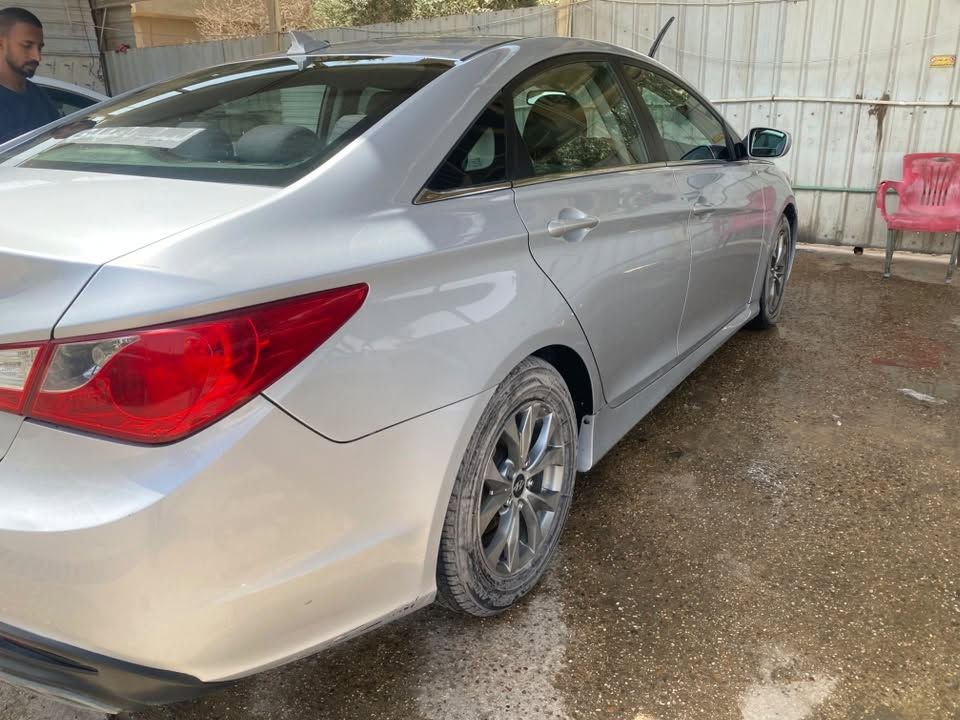 للبيع سوناتا ١٢ وارد امريكي كلين مكفوله كفاله عامه جديده
ماشيه ١٤٨ بدون صبغ بدون تبديل حداديه كير محرك كله مكفول
وكالة هارلم ***********
