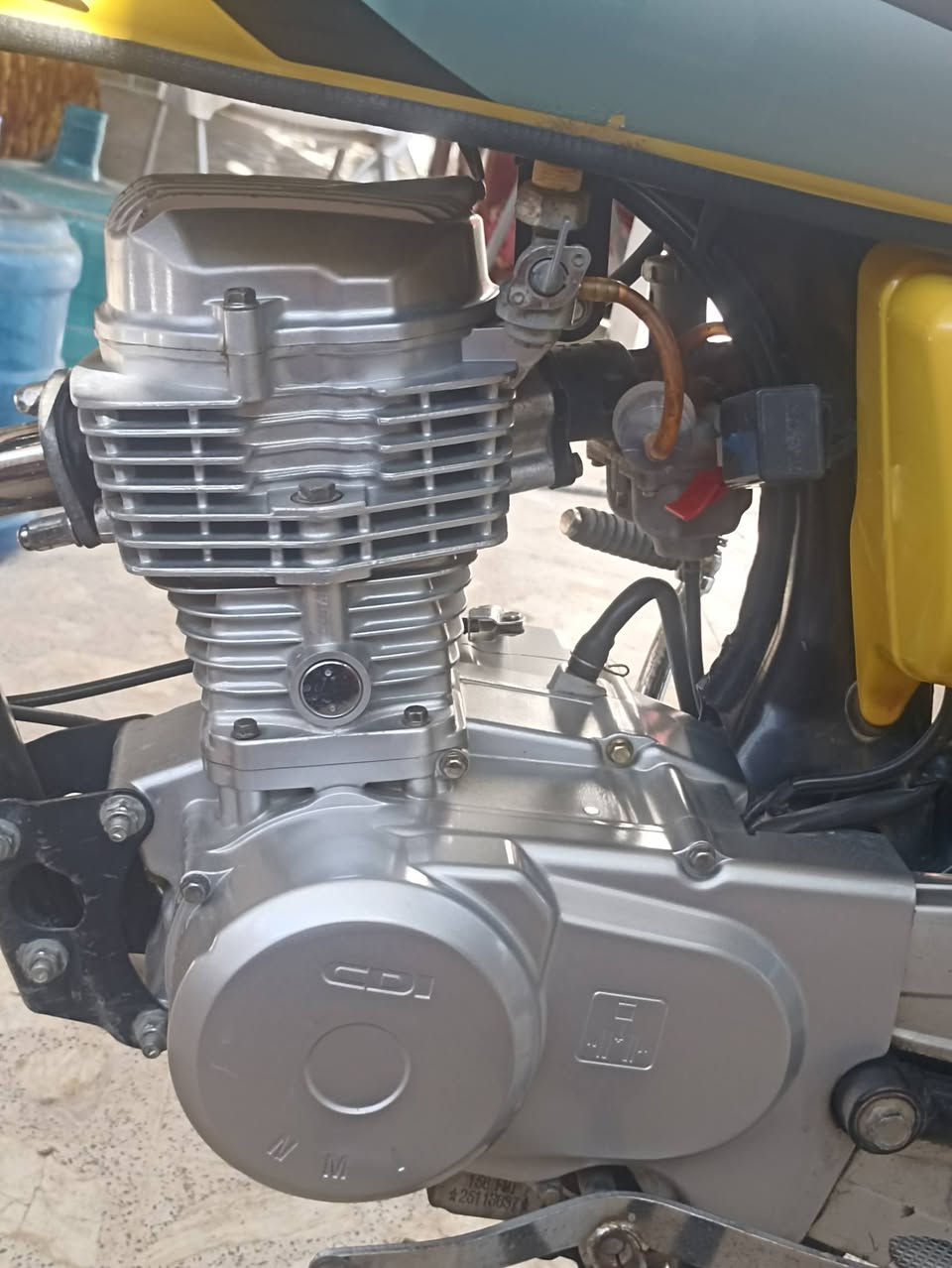 سلام عليكم نامة 27 شبه الشلامجة اوراق سكنر كفاله عامه دراجه صارلها 20 من طالعه من المعرض سعره 725 وبيها مجال حك جيه عنوان كربلاء ***********
