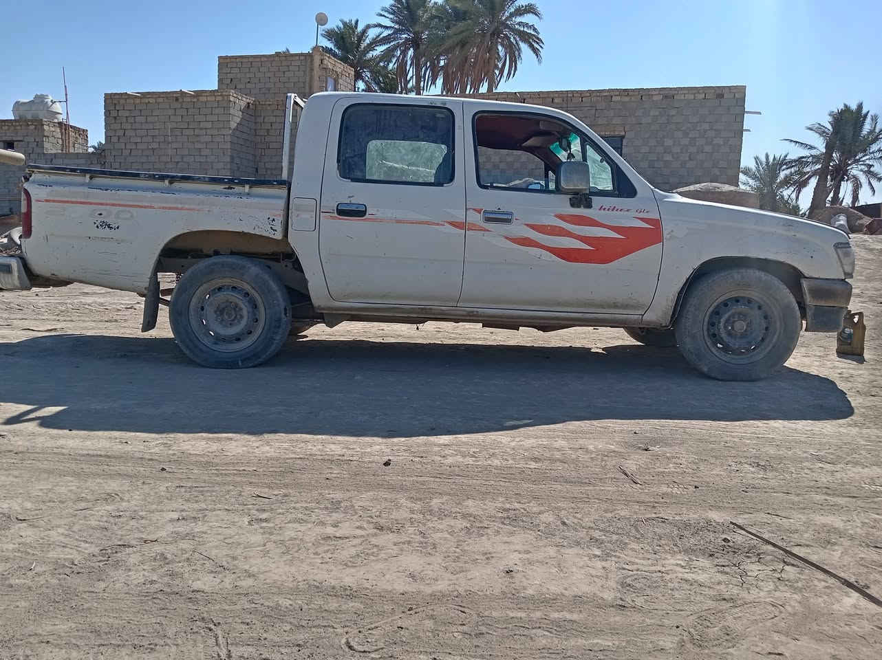 سيارة موديل ٩٨ قادسية مرواس او للبيع
***********

