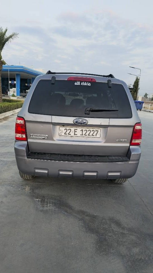بەناوی خودای گەورە فۆرت ئیسکەیپ 2008 زۆر جوان ماوەتەوە V6 بێ بۆیاغو لێدراو یەك پارچەی ئەمریکایە گێڕو مەکینەوتەبریدوو تەقەوڕەو کارەبای بەشەرت چوارتایەی تازەی بۆ بەستراوە سەنەوی  2029 تازەیە سحر78مەجال ژم*********** گۆڕینەوەش دەکەم بەشتێ بەدلم بێ رانية, السليمانية
