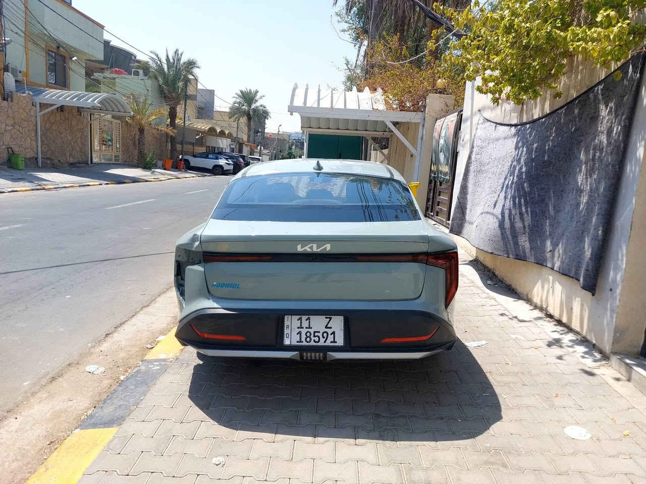 السلام عليكم للبيع كي 4 بغدادحره متجايه هنا بالعراق موديل٢٥ ماشيه ١٨الف مكانها نجف نقصها بك لايت السعر  *********** اتصل على @رقم
