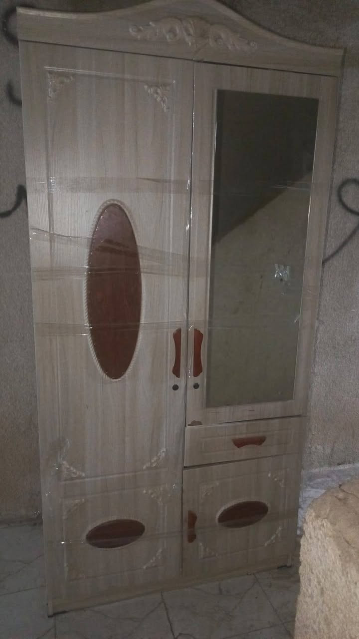 للبيع باسعار مناسبة الي يحب يعلق عالصورة التعجبة لو الاتصال ع الرقم ***********
