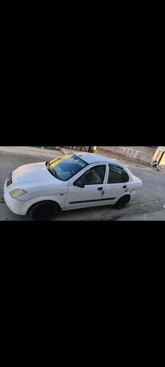 طيبه 15 كفاله 
بيهه بس تليحضات 

سياره جاهزه من كلشي كير مكينه كفاله 
تخم تاير تخم دبلات حداديه كامله 
تبريد وي السويج سياره مال جناي كلشي مناقصهه 
ترايك وين متريد 
مصفره ماعليهه شي  سنويه نافذه صار 4اشهر 
رقم دولي 

***********
