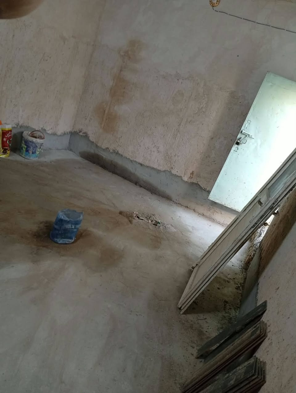 بيت للبيع سعره 8ملايين مساحته 60دولان زراعي حي نيسان خلف مدارس در النجف شارع 5الاستفسار اتصل على هذا الرقم ***********
