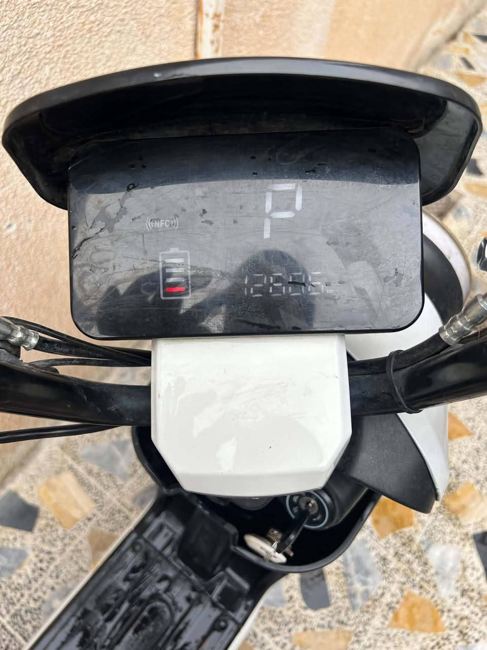 R9 ريان • ٤ سرعات • ٥ بطاريات كرافين
