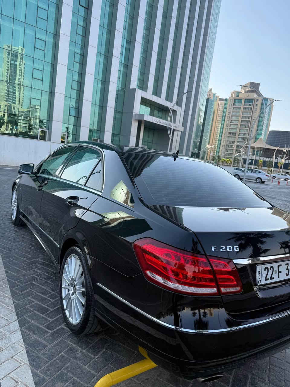 مارسيدس e200 2010 avantgarde سلايت كشنات جلد كهربا حاسه امامى و خلفى لايت دايناميك مركزى گير محرك بشرط ماشى ٨٠ الف كيلو حقيقي ماشالله حلو سياره بدون سبخ و بدون بارد سعر 155 مجال *********** أربيل, العراق
