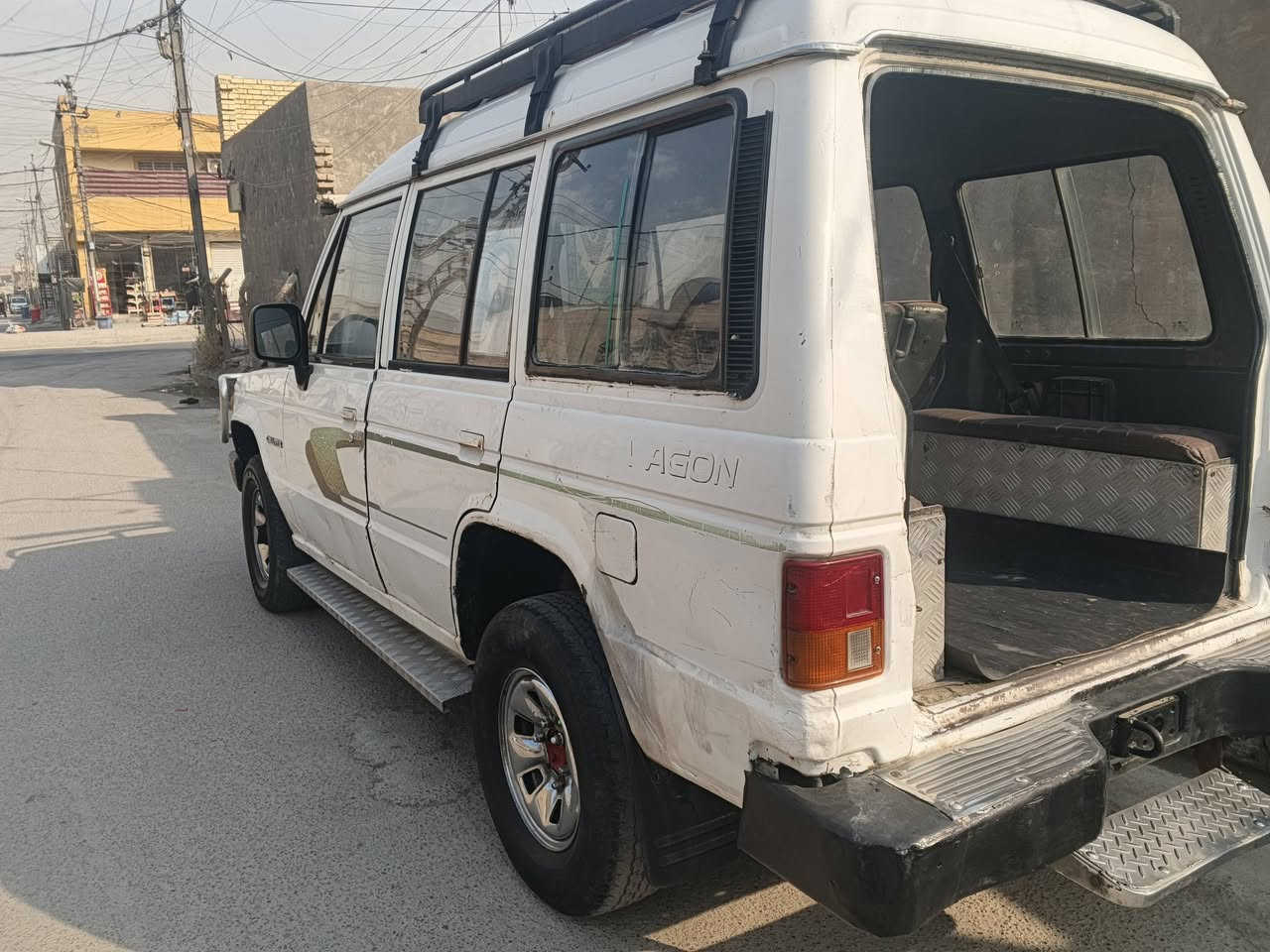 سلام عليكم سياره كالوبر موديل 1996
رقم بغداد مكينه ونجي اربعه تخم تاير جديد كهربائيات شغاله
***********

