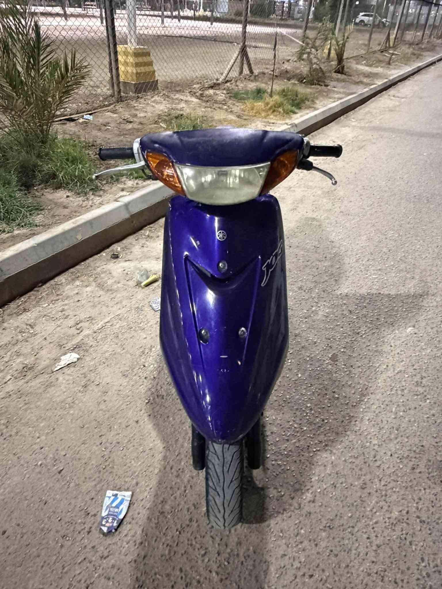 السلام عليكم دراجه عصفوري للبيع ما مفتوحه شرط الفحص كله اصلي كله شغال سلف هندر لايت عالي ناصي صارله شهر ونص طالعه من الحاويه مكاني ناصريه مدينه الصدر ***********
