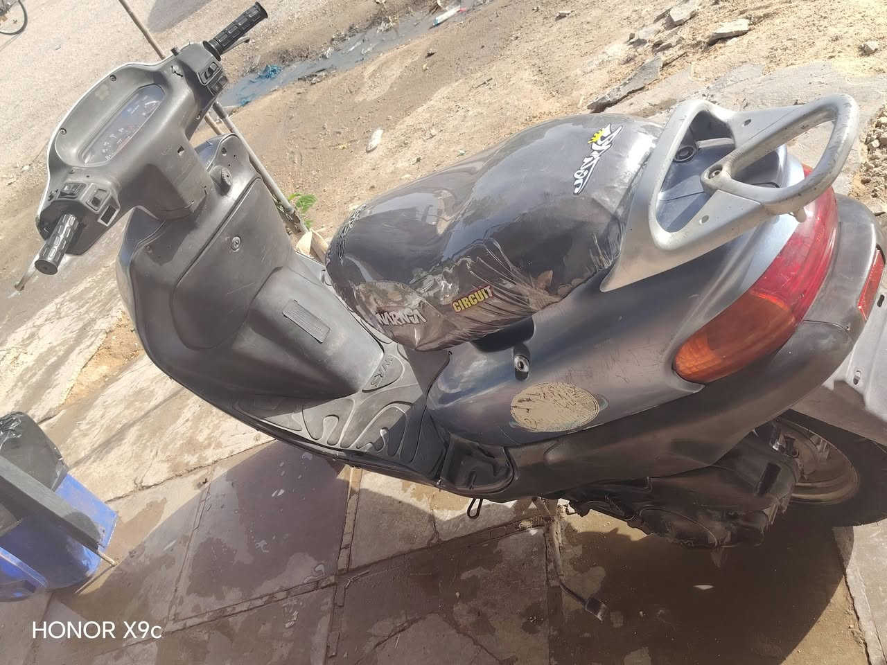 سلام عليكم دراجه اسيام للبيع مال مستعجل السعر 180 المحرك نضيف نكره سلف تواير جدد او الستفسار رقم الهاتف *********** العنوان نجف ابصخير
