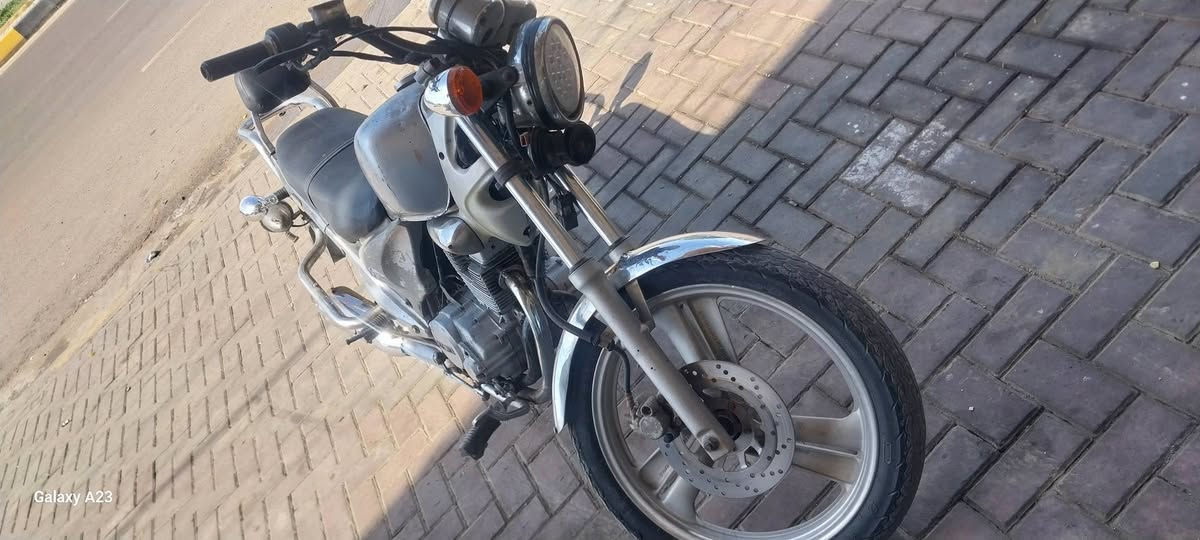 دايلم  للبيع كلشي بي شغال مكينه خير من الله  كهربائيات شغاله نقصه باتري السعر 375 وبي مجال للطيبين 
للإستفسار ***********@

نص مكتوب في الصور:
- Galaxy A23