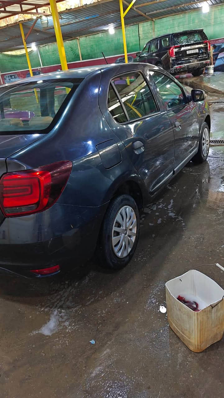 سياره 🚗 رينو سنبل موديل 2020 مكفول من الصبغ و التكحيل و الضربه  و مكينه و كير مكفول
السياره على الفحص مكان السياره ديوانيه  
سعر السياره 78
رقم  صاحب السياره :***********
ل الاستفسار مراسله الصفحه او الاتصال على الرقم
