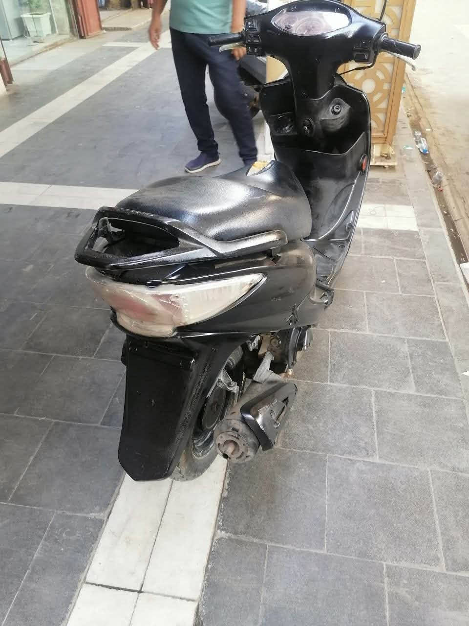 البيع جي فور مكفوله من لتصليح لناصريه مركز ***********
