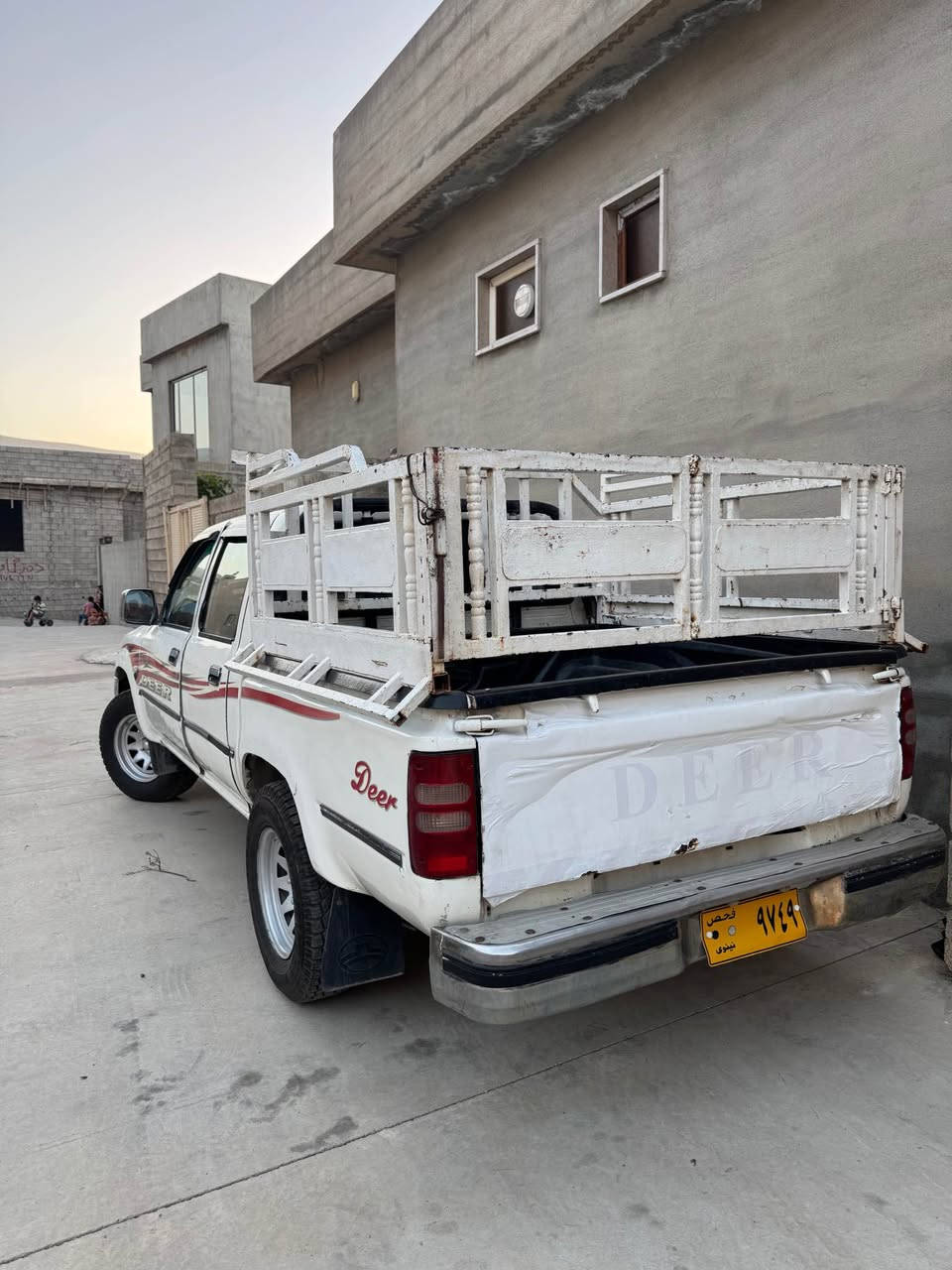 پیکاب دێر مۆدێل 2006 بۆدی قولاب ناو سۆرە مەکینە بەخ گێر و مەکینە بەشەرتە هەزە و پاکانەی سۆرانی بۆ کراوە نوێ تا 2027 بی کێشەیە ***********
*********** سوران, أربيل
