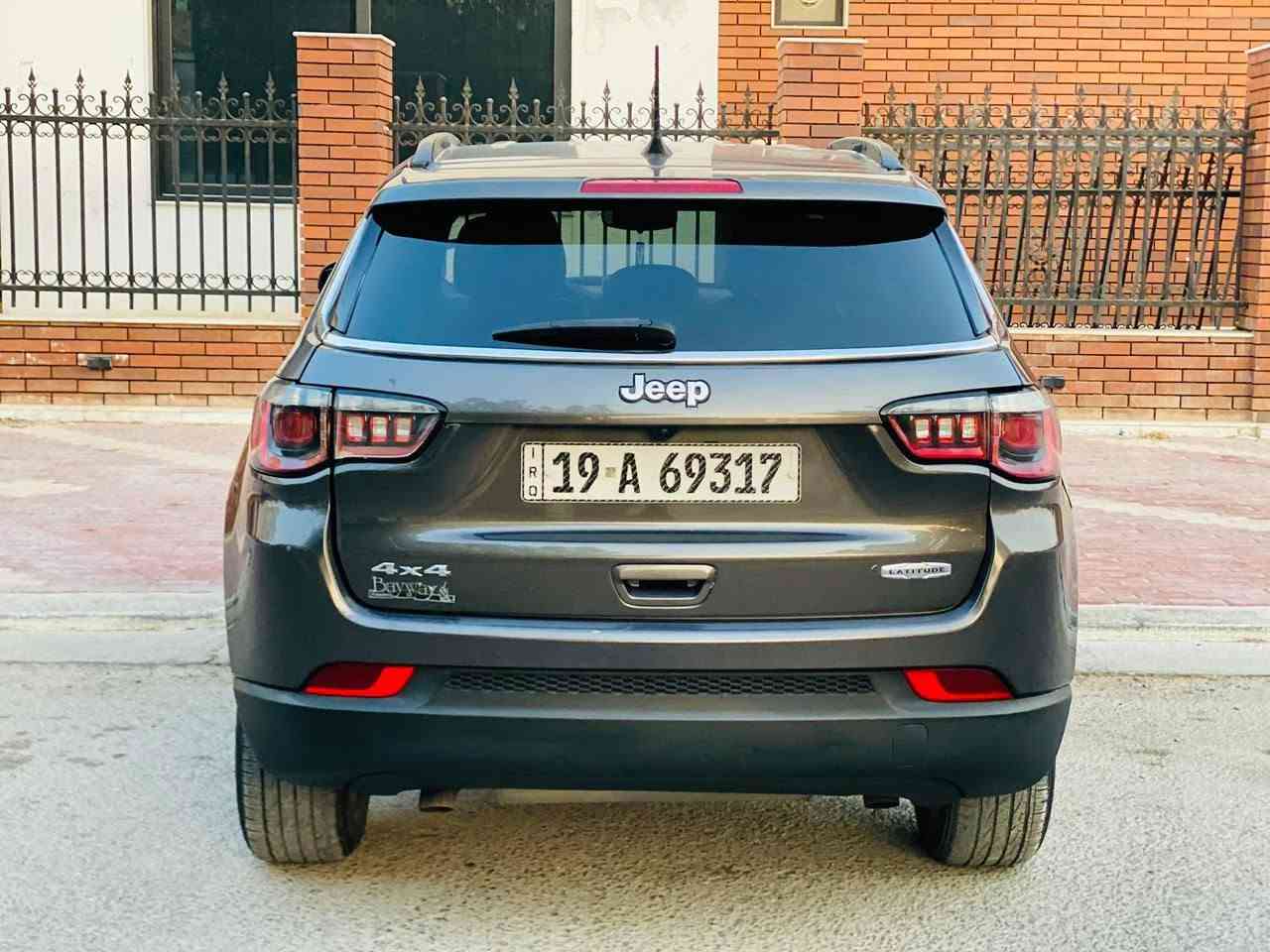 اسلام عليكم للبيع جيب كومباس موديل 2023 وارد امريكي الفئه لادوتود 4X4  بل منشور حجم المحرك 2000 تيربو كير ديسيتي ماشيه 40ML الموصفات داخل. جلد+كنتاره شاشه تسلا بلادي فول حساسات 360 امامي خلفي +رادار امامي تحديد مسار توقف ذاتي سايد بريك كهرباء وبعد بيه هواي موصفات السعر (125) الستفسار اتصل ***********/  عنوان لسياره كربلاء المقدسه اخوان مكلف بنشر
