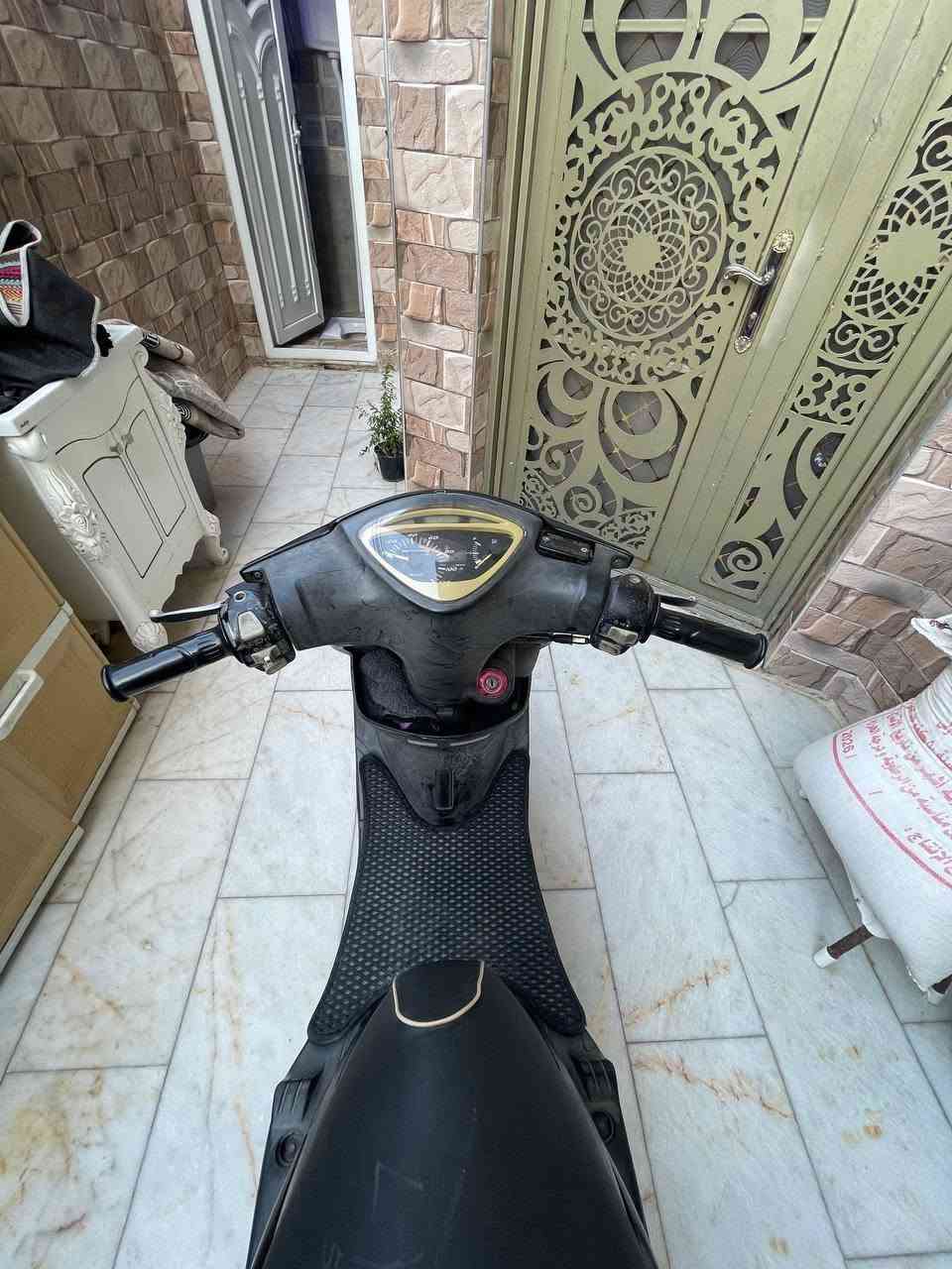 سلام عليكم
دراجه ماكس حاويه رمبه  للبيع صارله 11 اشهر طالعه من المعرض ما مفتوحه ابدا  وكهربائياته كلها شغاله وما ناقصه اي شي وماطابه اي مصلح ولا مره مكاني كربلاء شارع مستشفى الحسيني اي استفسار خاص 
رقم  ***********
