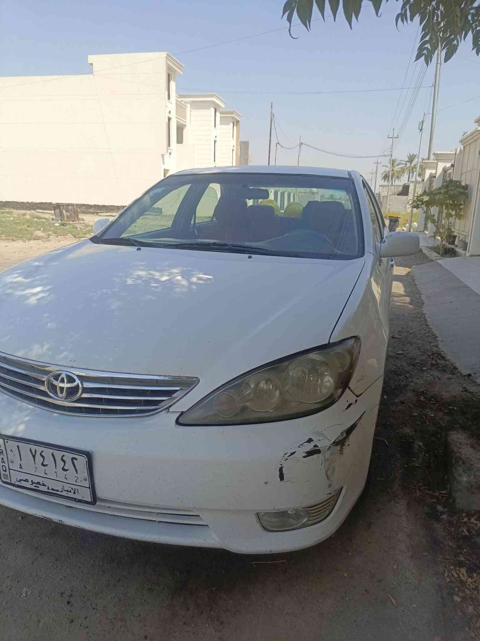 كامري2003 وارد امريكي مكفوله بس الجاملغ الخلفي بي رش كلير محرك 6 كير ومحرك وصدر وتخم تاير كله جريد وتبريد ثلج كل نقص مابيها سعره95 العنوان الرمادي الستفار***********/***********
