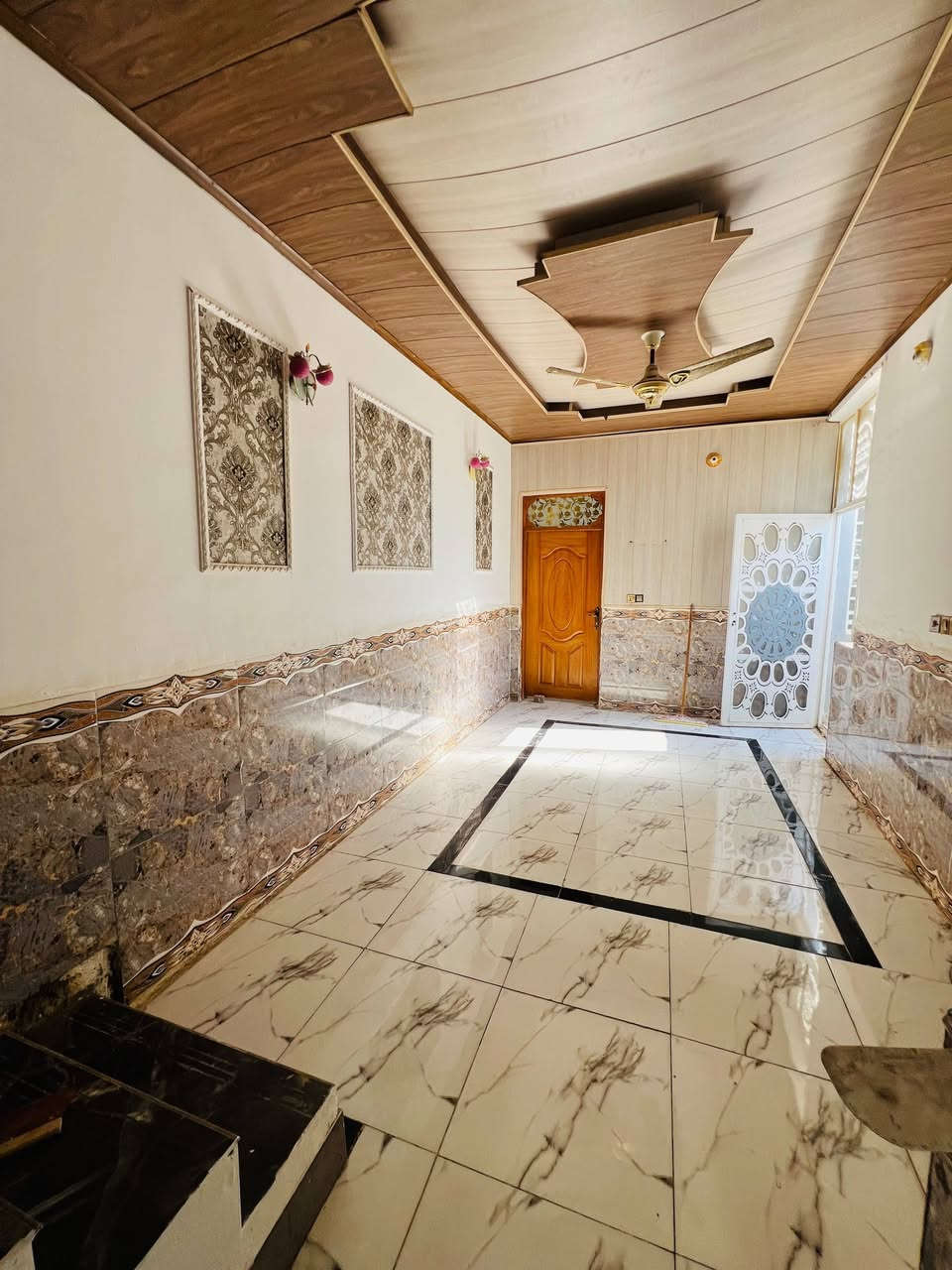 السلام عليكم دار للبيع حي النداء منطقة ٥٣ موقع مميز خلف شا رع ٣٠ التجاري مقابل أسواق بابا اشتريلي بناء جناي
المساحه ١٠٠ متر طابق واحد
التفاصيل  *********** واتساب

@الجميع

نص مكتوب في الصور:
- كروب عقارات النجف حي النداء و... علي علي ٤٥ د . ؁ السلام عليكم دار للبيع حي النداء منطقة ٥٣ موقع مميز خلف شا رع ٣٠ التجاري قرب أسواق بابا اشتريلي المساحه 100متر بناء جناي باقي التفاصيل ***********