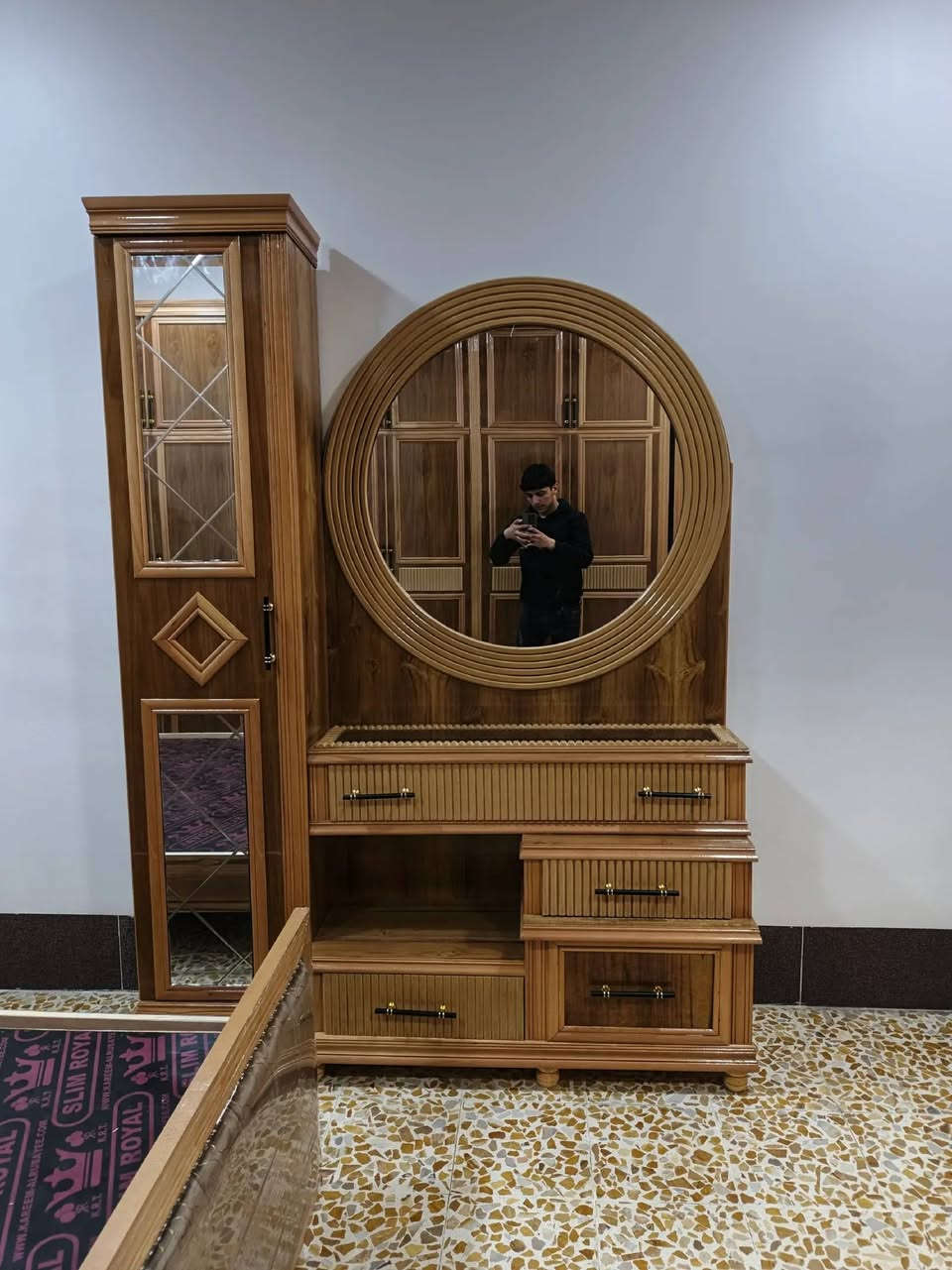 غرف نوم بالتقسيط وبدون مقدمه
جميع انواع غرف النوم الصاج (نقدا) و (بالتقسيط) على 18 شهر بدون مقدمة
يوجد نظام استبدال الغرفة المستعملة بغرفة جديدة و الاتفاق على الفرق
العنوان الموصل
يوجد فصال حسب الطلب
 ***********يوجدواتساب
 ***********يوجد واتساب
المشمولين بالاقساط جميع الموظفين والمتقاعدين وابطال الداخلية والدفاع  والوريث على مصرف الرافدين حاملي بطاقة الماستر كارد
التسديد يكون يدوي او الكتروني على رغبه الزبون
