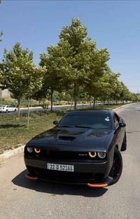 تشالنجر SXT • ٢٠١٧ • ١٠٠٠٠٠ كم