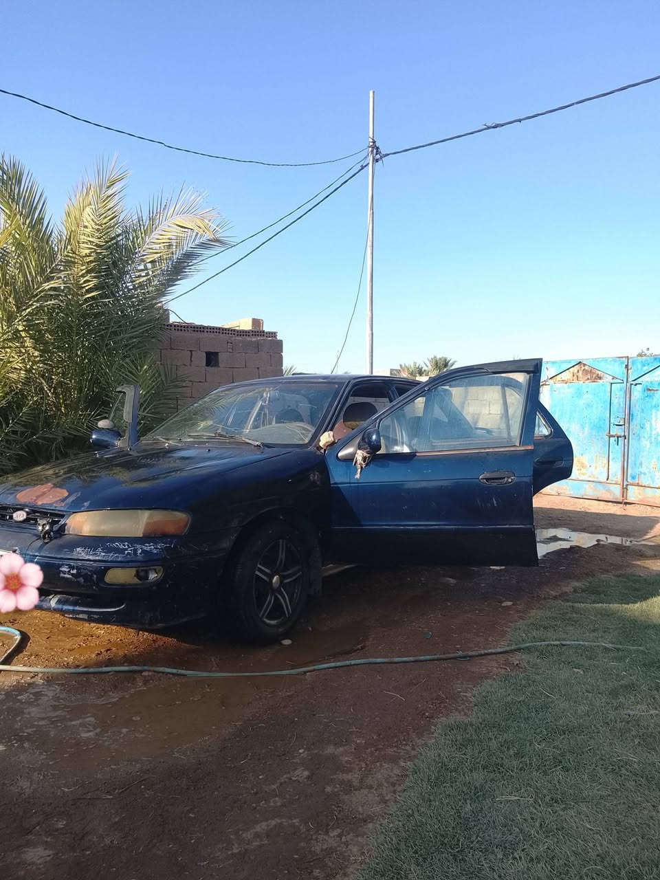 السلام عليكم للبيع كيا سيفا موديل 95 مكينه مفتوح كير عادي رقم بغداد سنويه منتهيه معروضه 26وبيها مجال مكان واسط الزبيديه غير متواجد على النت اتصال فقط ***********
