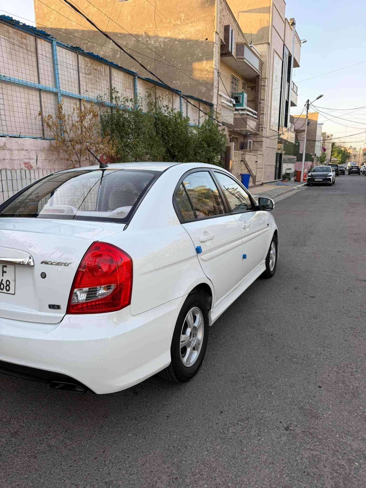 السلام عليكم للبيع اكسنت ٢٠١١ بغداد خصوصي سنوية بسمي السيارة مكفولة من الصبغ مكانين بارد فقط محرك ١٦٠٠ ما مفتوح السيارة جاهزة بدون نقص السعر ٩٢ وبيها مجال الشراي يتصل *********** مكاني بغداد الكاظمية
