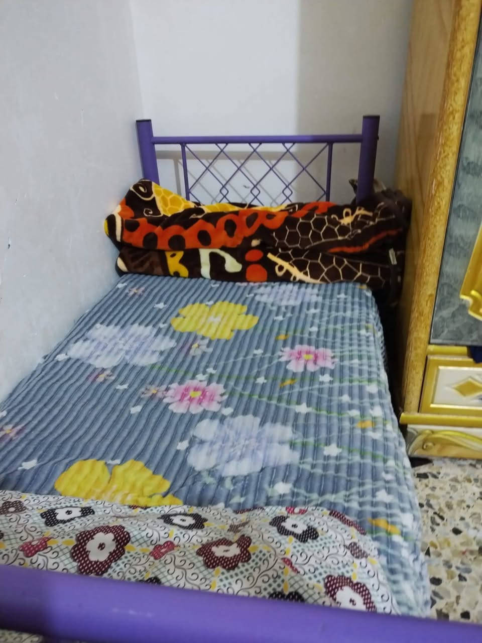 جرابي للبيع كل ضرر مابيهن ع 50 ثنينهم ب 100 نجف
حي النداء شارع المجمعات ***********
