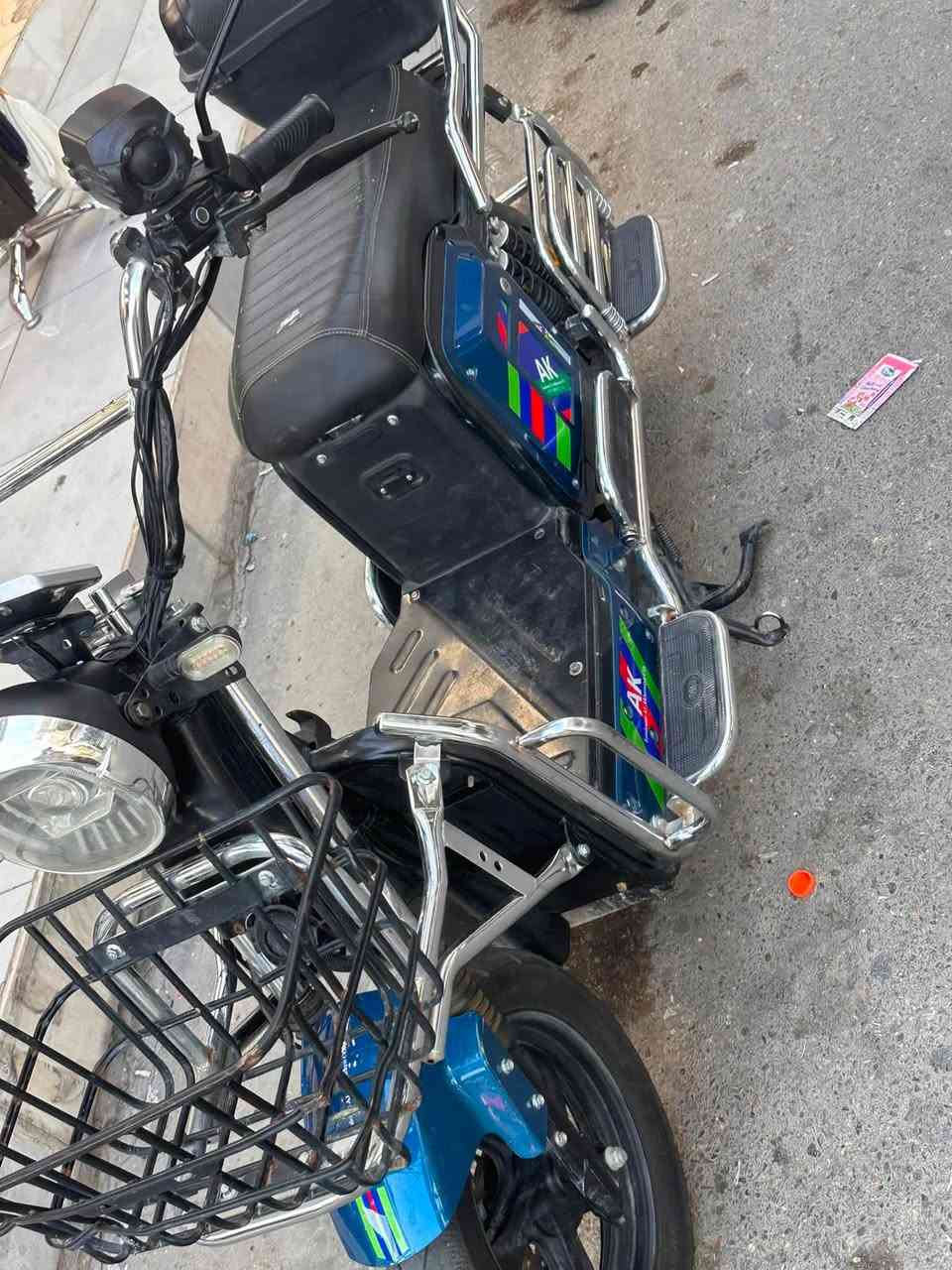 ‏سلام عليكم دراجة جبلي أبو السلة 2026 سبع بطاريات السعر 700 وبي مجال البطاريات فول على فحص المكان￼ الفلوجة ***********￼
