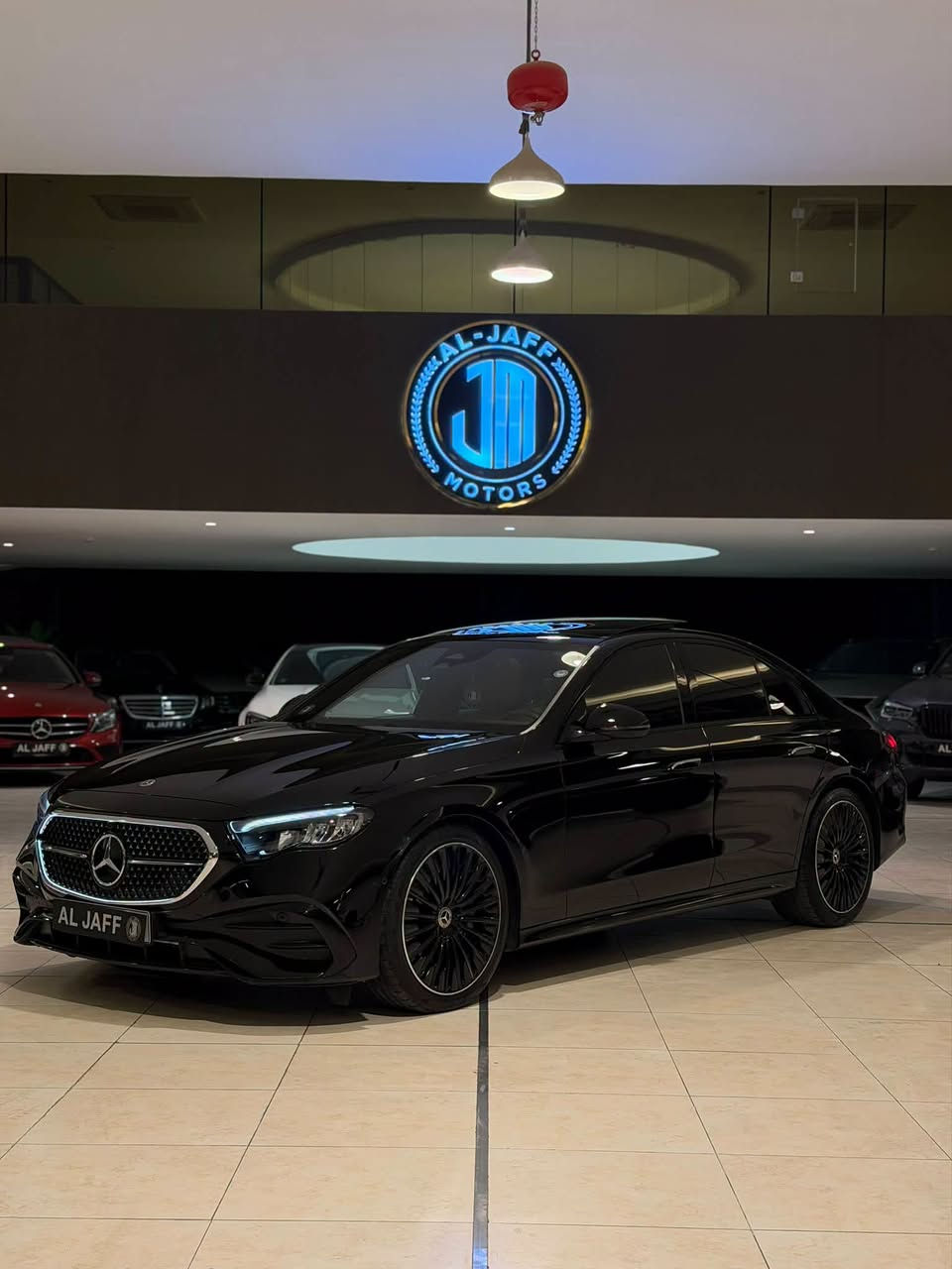 السلام عليكم 
البيع مارسدس E class AMG  موديل 2024
ماشية 35 الف كيلو 
🚨وكالة المانية ضمان دولي بصمتين
🚨فول مواصفات ومغلف ppf بالكامل
بانوراما وداخل مشمشي وكامرة رحساسات ورادار ولد بالشباك بلادي وكت AMG بلادي وستيرن AMG ونقطة عمياء وانارة مخفية ودشبول نجوم وصندوك كهرباء وكشنات خزن وتدفئة وبصمات وسماعات برو ماستر وبعد كلش هوايه مواصفات 

السياره مكفولة كفالة عامة حتى الدعاميات بشرط بدون شخوط او رصعات وبدون اي نقص او خلل
رقم وفحص وهزه كله جديد
السعر : 560 $ ورقه
للاستفسار : *********** كاوه جمال 
او واتساب نفس الرقم
العنوان :السليمانية المعارض الجديده معرض (الجاف)
