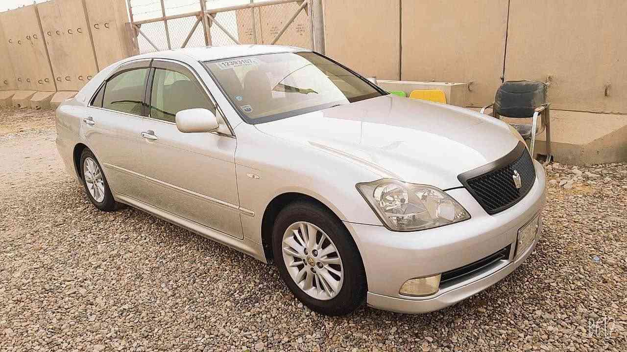 السلام عليكم  شاهينه  موديل 2004 المكينه 300بلاد 3دكم 5بصمات مكفوله ما عده البنيد امبدل نفس الون مكلف بالنشر السعر 120وبيه مجال رقم بصره بسم الشخص صاحب السياره  رقم الهاتف *********** البصرة, العراق
