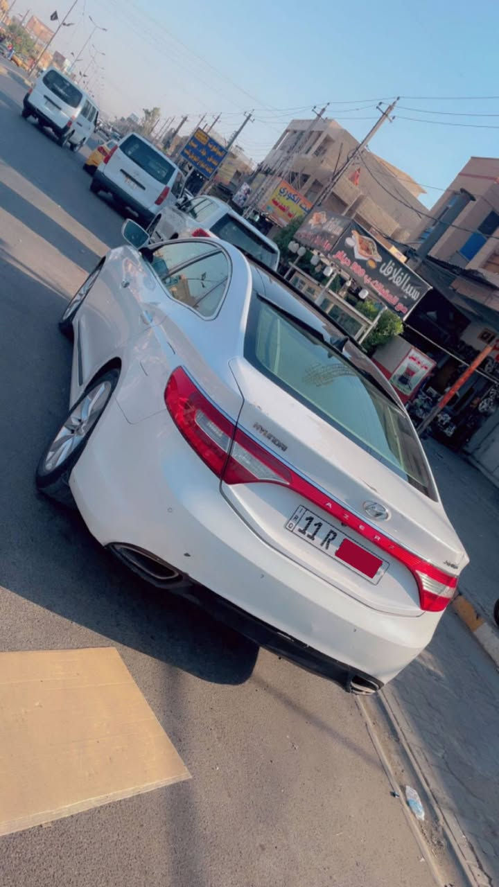 للبيع سعر 105 بيه مجال
هونداي ازيره Vip خليجي 2013
المحرك V6 حجم 3000 المرغوب
تبريد تدفئه
لون ابيض صدفي مميز
سياره عله نصبه تخبل
واحله من الصور
موصفات الجزيره معروفه
فتحة سقف بانوراما.
مقاعد جلد كهربائية.
داخل لون ماروني
تحكم ستيرن
تبريد قطعتين
لدد نهاري 
ذاكرة للمقاعد (Memory Seats).
تبريد وتسخين للمقاعد الأمامية
ستارة خلفية كهربائية.
حساسات أمامية وخلفية.
شاشه انرويد
كاميرا خلفية..
تشغيل بصمة  Start/Stop.
نظام صوت Infinity الفاخر.
عدد سماعات13صوت مخيف
تكييف أوتوماتيك ثنائي التحكم.
مرايا كهربائية مع طي كهربائي وإشارات LED.
رقم بغداد انكليزي
هزه وسنويه جدد باسمي 
إطارات + سبير جديد
ويل كب حجم19 كروم عدد5
صدر أمامي خلفي جديد
صبغ قطعتين باقي كفاله
سونار وين ميعجبك سوي
سعر 105$ 
مكان السياره بغداد حي العامل
واتساب📞***********
اثير***********
