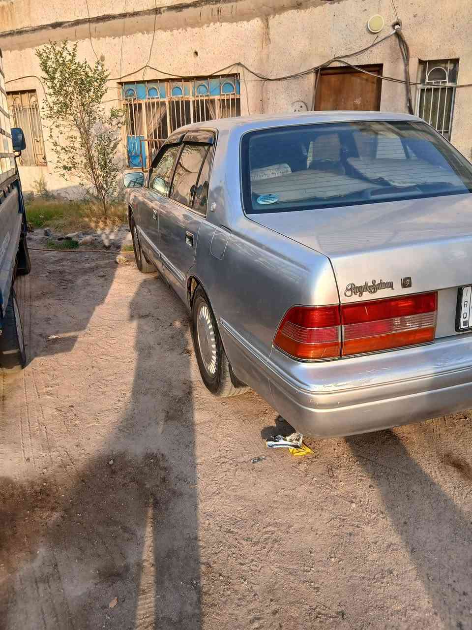 راس الثور تكم فول مواصفات5دكم مديل 2001مكفوله من ضربه وكصه كفاله بيها رشات صبغ سياره بسمي كشنات كهربائي تبريد شغال حداديتها حلو ب١٢٠ وبيها مجال بصره ***********
