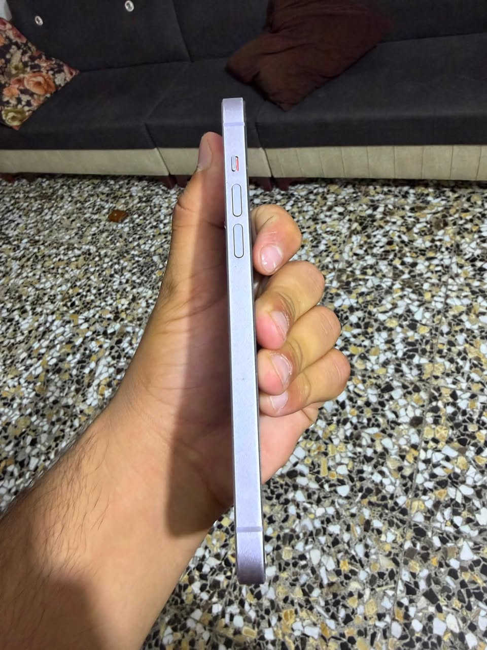 14 بلاس ايسم 256 ذاكره بلادي مابي ولا اشعار ولا شي مبدل فطر بل شاشه مثل الشعرايه ومبدل ضهر كله شغال بطاريه 84 رايده ب 500 وبي مجال عنوان بياع الشرطه الخامسه شراي اتصل *********** ♥️
