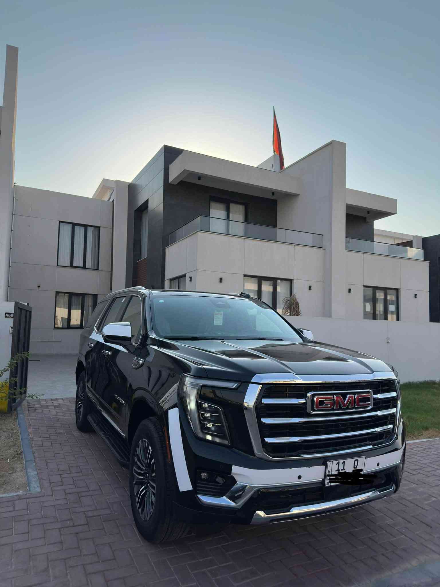 السلام عليكم…
للبيع ارخص واجدد
GMC ELEVATION 
موديل 2025 رقم بغداد ضمان شركة المنصور كفالة عامة من الصبغ والبارد والتبديل وكلشي والسيارة ماشية 
((24 الف كيلو))مواصفات السيارة: 
_كامرات 360 درجة
_محرك السيارة 8 سلندر 5.3
_رادار امامي ورادار خلفي
_داتا شو
_شاحن لا سلكي
_كشنات كهرباء
_صندوق كهرباء
_شاشة كبيرة
وبعد غيرها من المواصفات
السيارة ضمان شركة المنصور
مكان السيارة البصرة 
وسعرها 610 
للأستفسار ***********
