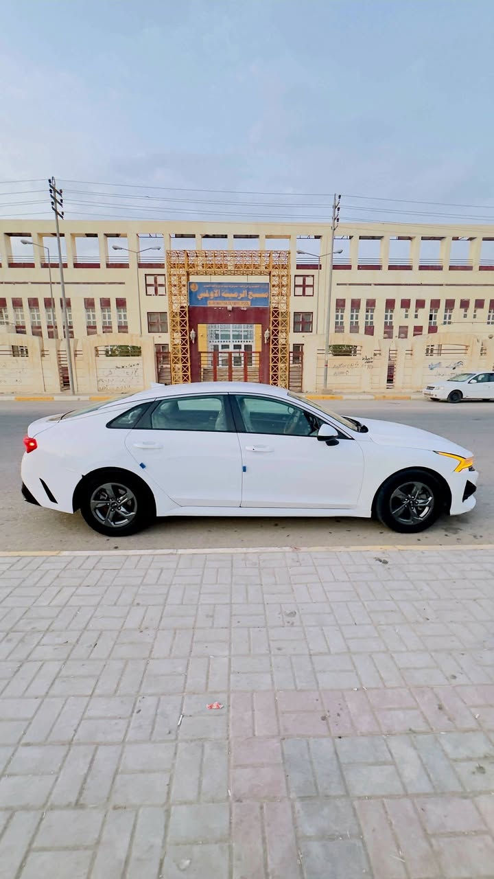كي فايف 2021
محرك 1600  تيربو
مواصفات LXs
بصمة 
رادار 
تحكم 
رقم مثنى 
صور الحادث مرفق مع الصور
السعر ١١٥ وبيها مجال
للأستفسار ***********
