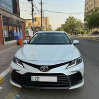 كامري موديل 2024 SAS بانزين GLE فول ماشية 43 الف km دخول ذكي  فتحة  بر...