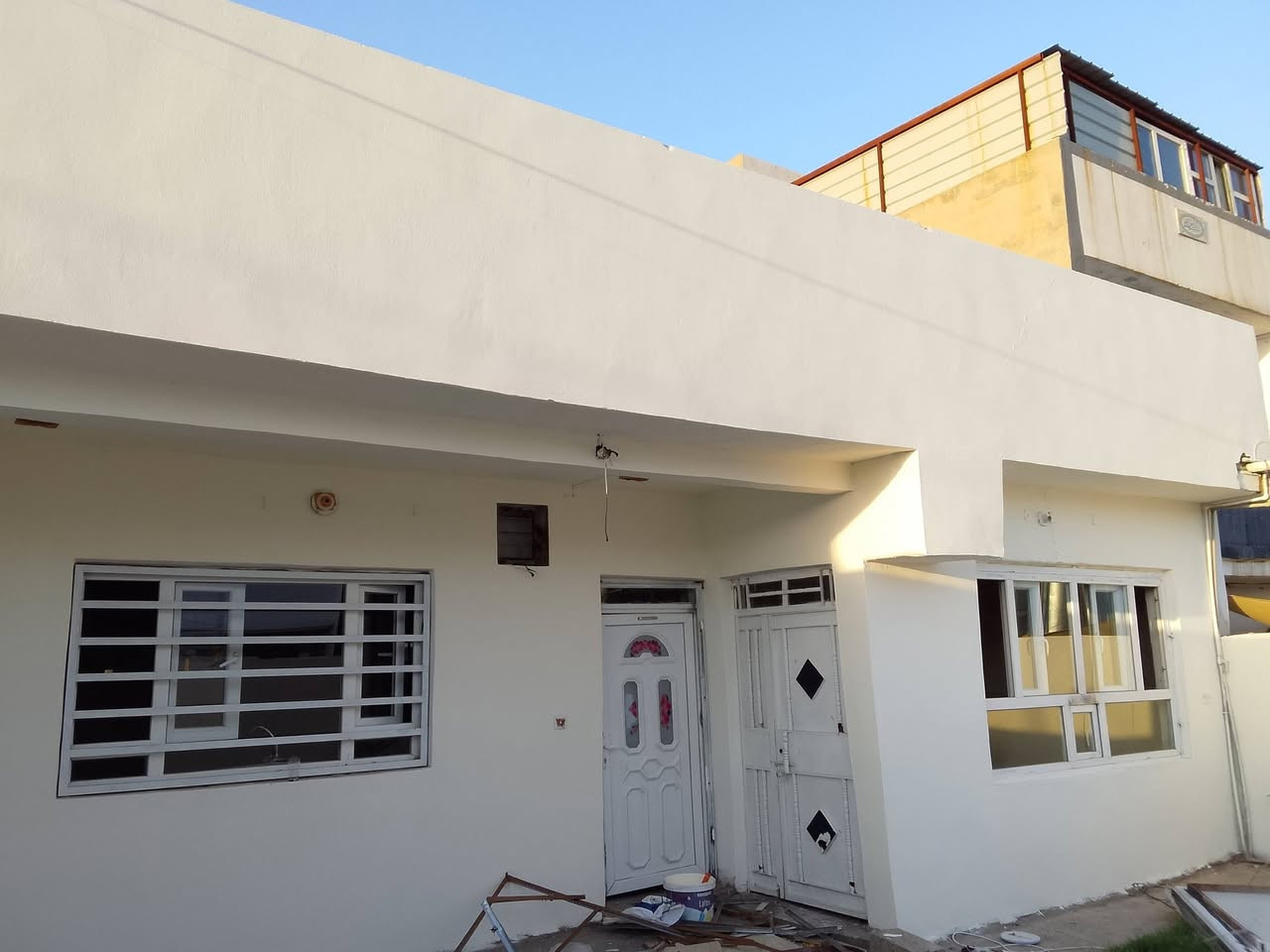 #دارللبيع زراعي  بناء صالح للسكن 

#المساحة :-  200  متر 

#واجهة الدار :  10 * 20 متر

#الموقع كركوك — القادسيه سايدين ابووليد قرب مدرسه الاشداء

لمعرفه السعر مراسله الصفحه او الاتصال 
  ع رقم   ***********   متوفر واتساب  

#تفاصيل الدار

♦️الطابق الاول 

- استقبال 
- موزع
-مطبخ
- غرفة نوم عدد اثنين
- مطبخ 
- درج داخلي
- صحيات 
- بيتونه
- حديقة
- كراج سياره

#للأستفسار الأتصال على الارقام التالية ***********
{  #نتشرف #بزيارتكم }
