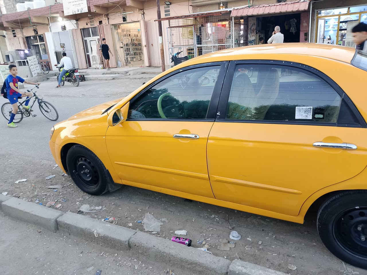 سبكترا ٢٠٠٩ محرك ٢٠٠٠
تكسي مصفره هيئه وغرمات وهزه سيارة جاهزة وخير من الله اي نقص مابيها 
ضرر جاملغ خلفي ايسر 
السعر ٦٥ وبي مجال او مراوس با احدث 
تخم تاير تبريد باتري حداديه كلشي جديد 
ديالى الخالص ***********
