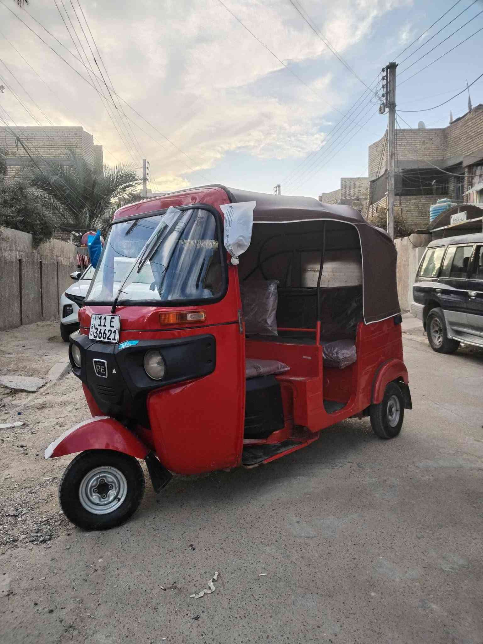 السلام عليكم ١٨ رقم وسنوية بغداد
لاضربة ولامعجون صبغ جمالية
كهربائيات شغالة
تخم تاير
باتري جديد
جامة ودوشمة جدد
محرك مال ٢٠ لاتنقيص ولادخان
عارضهه ٥٧٥٠ وبيهه مجال حق الجية
مكاني بغداد الشعب خلف مستشفى الزهراء الاهلي
***********
