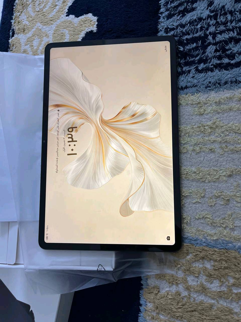 ايباد هونر باد 9 
ذاكره 256
والداخليه 16
ايباد نضيف اخو الجديد مستخدم 5 اشهر فتره دراسه فقط شحنه حلوه ميصرف شحن ابد 
مواصفات فول يشغل جميع الالعاب وكُلش مفيد بلدراسه نضيف 100%
السعر 500 وبي مجال 
واتساب: ***********
واتساب: ***********