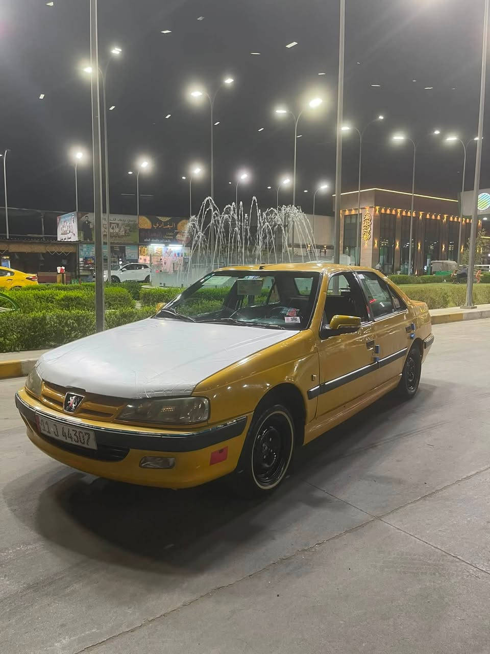 سلام عليكم
بيجو بارص ٢٠١٥ مصفره هيئه وغرامات 
رقم بغداد نكليزي جديد هزه جديده يعني سياره صافيه ومتعبك بتحويل وسنويه جديده سياره بيه طخات ومسويهن ومعمره خياسات الهلال سعر سياره كلش مناسب لئن مستعجل على البيع مكينه وكير جديد سعر ٣٣ وماكو هيج سعر مكاني بغداد الشراي يتصل ***********
