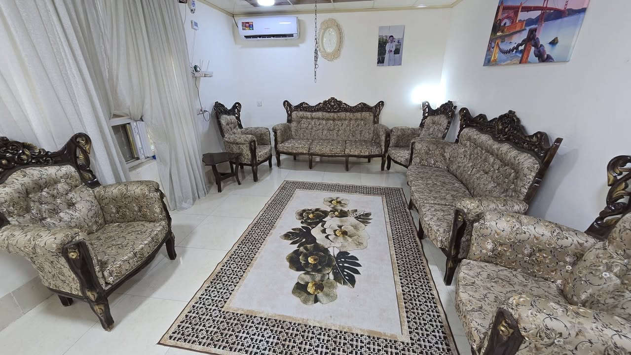 طخم ملكي خشب زان تركي 10 نفرات بسعر مناسب (يرهم  مراوس ))
🌷🌷🌷🌷🌷🌷
اشتري غراض بيت مستعمل تخم ديوان كاونتر ميز طعام غرفه نوم ثلاجه مجمده غساله راسلونه خاص صوره 
🌷🌷🌷🌷🌷🌷
خانقين/ شارع مستودع خلف مركز شرطه ازادي [مزاد المندلاوي]
***********☎️
***********☎️
