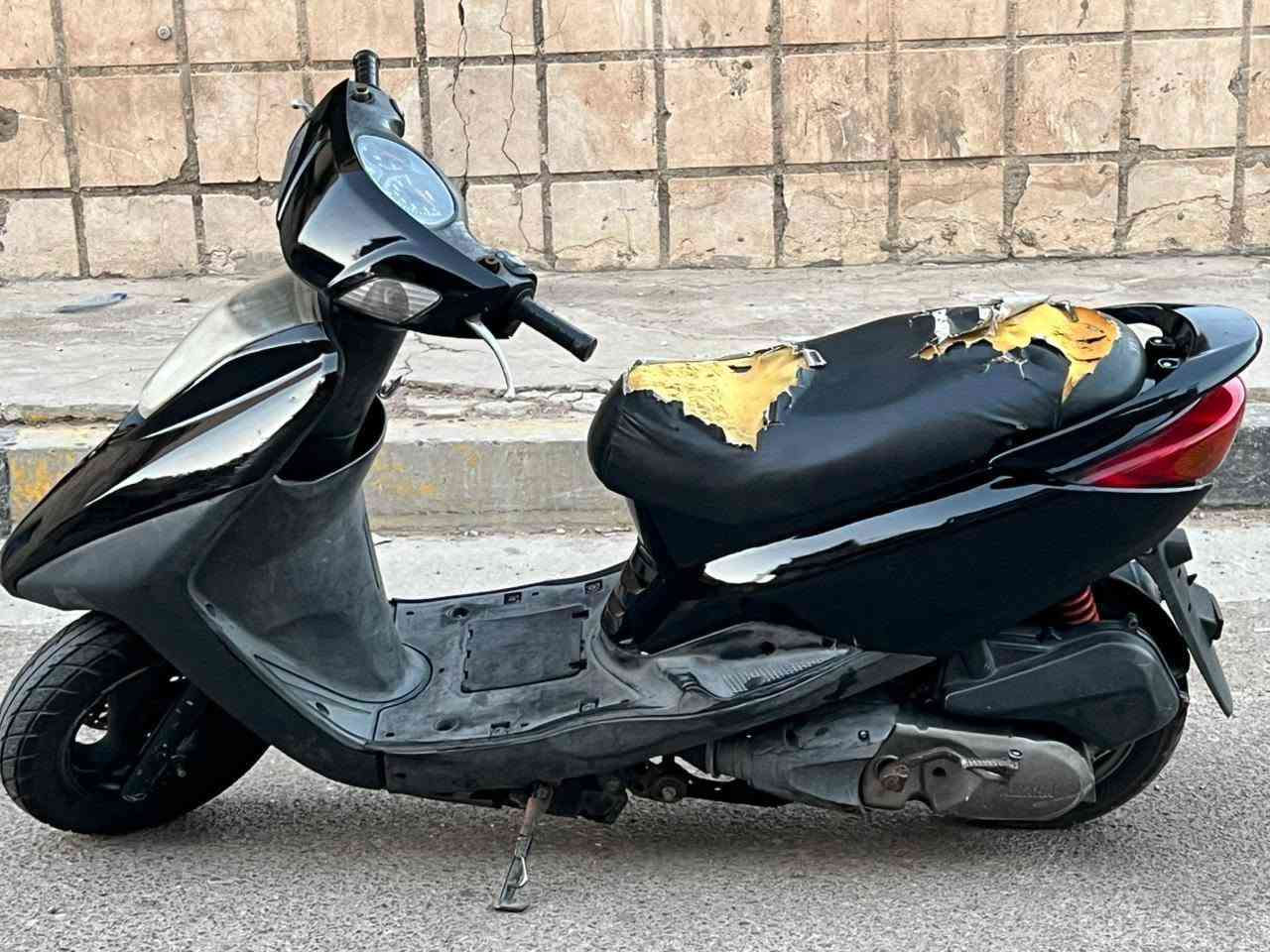 دراجه بريز ياباني
الدراجه خير من الله
بيهه نقوصات بسيطه
السعر 420 الف وبيهه مجال
مكاني بغداد حي اور
***********
